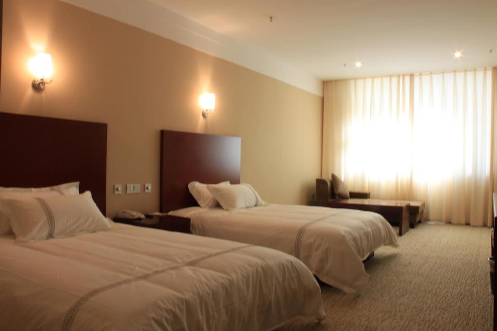 Zhou Wang Cheng Hotel Луоян Стая снимка